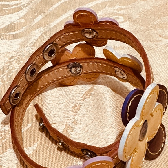 Authentic Louis Vuitton Tan Leather Double Strap Bracelet - Picture 2 of 14